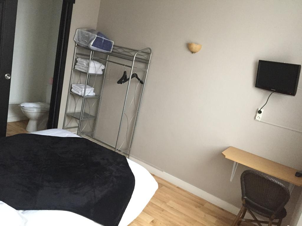 Arcantis Hotel La Residence Cergy Exterior foto