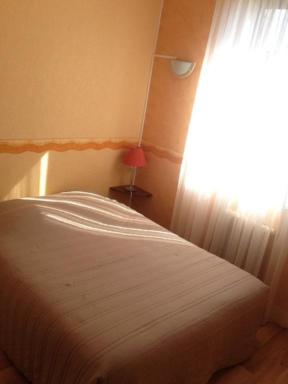 Arcantis Hotel La Residence Cergy Cameră foto